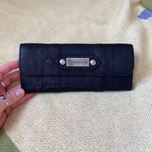 JUICY COUTURE leather wallet